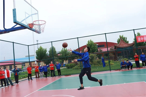 热血逐趣,聚力同行!百龙创园2025趣味运动会圆满结束! 热血逐趣,聚力同行!百龙创园2025趣味运动会圆满结束!